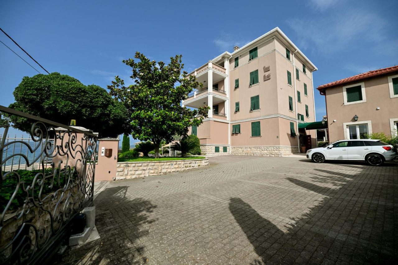 Villa Hresc S Zadar Buitenkant foto