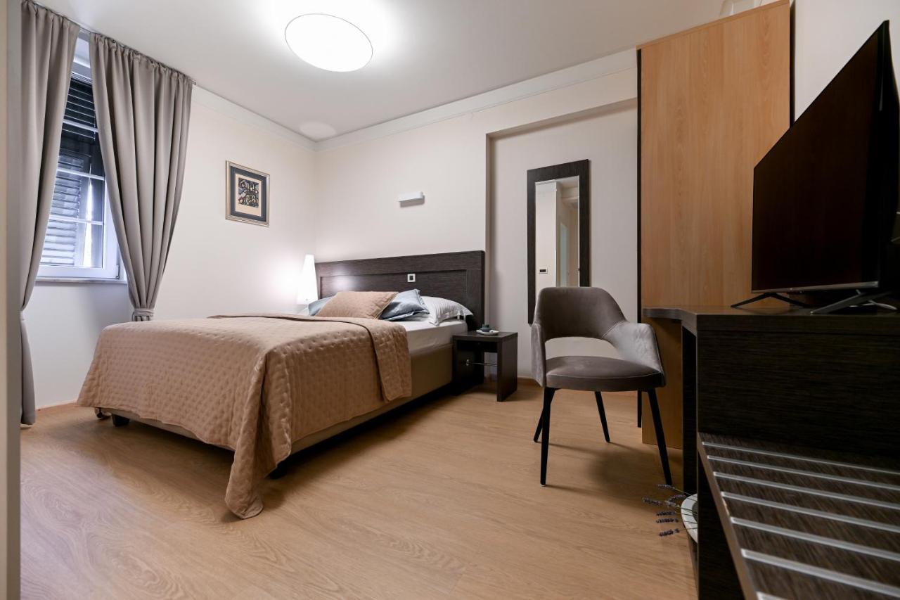 Villa Hresc S Zadar Buitenkant foto